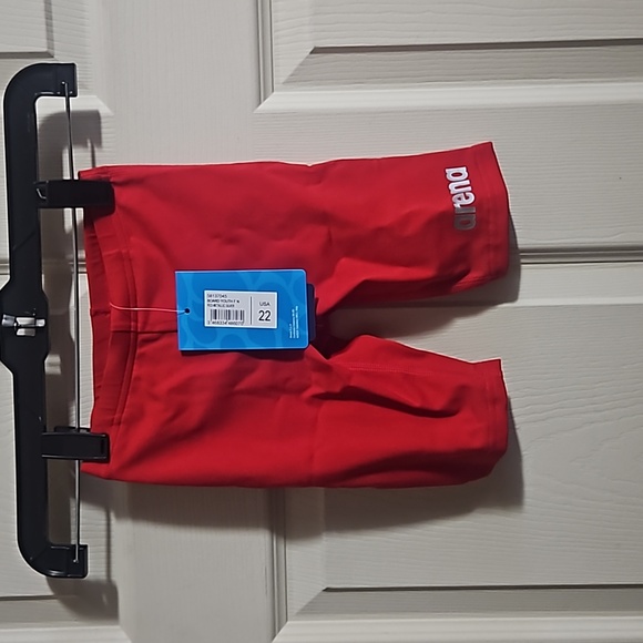 arena Boys' Board Jammer SWIMSUIT: RED: NEW WITH TAGS: SIZE 22 - Picture 2 of 11